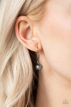 Load image into Gallery viewer, Paparazzi Accessories Power To The People - Black