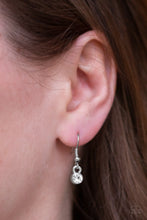 Load image into Gallery viewer, Paparazzi Accessories Five-Star Starlet