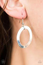 Load image into Gallery viewer, Paparazzi Accessories A Silver Spell