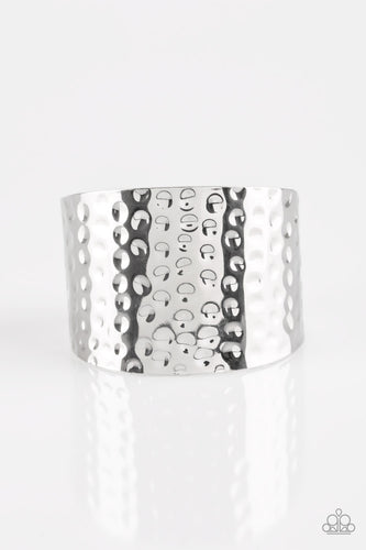 Paparazzi Accessories Wonderfully Wonder Woman - Silver