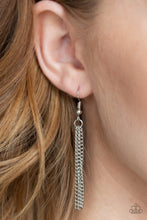 Load image into Gallery viewer, Paparazzi Accessories Way To Make An Entrance - White