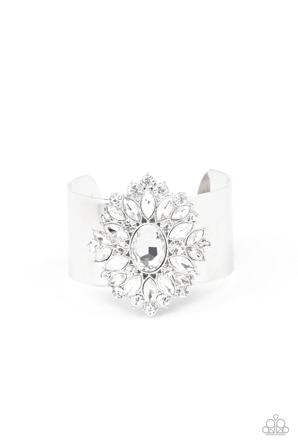 Paparazzi Accessories The Fashionmonger - White