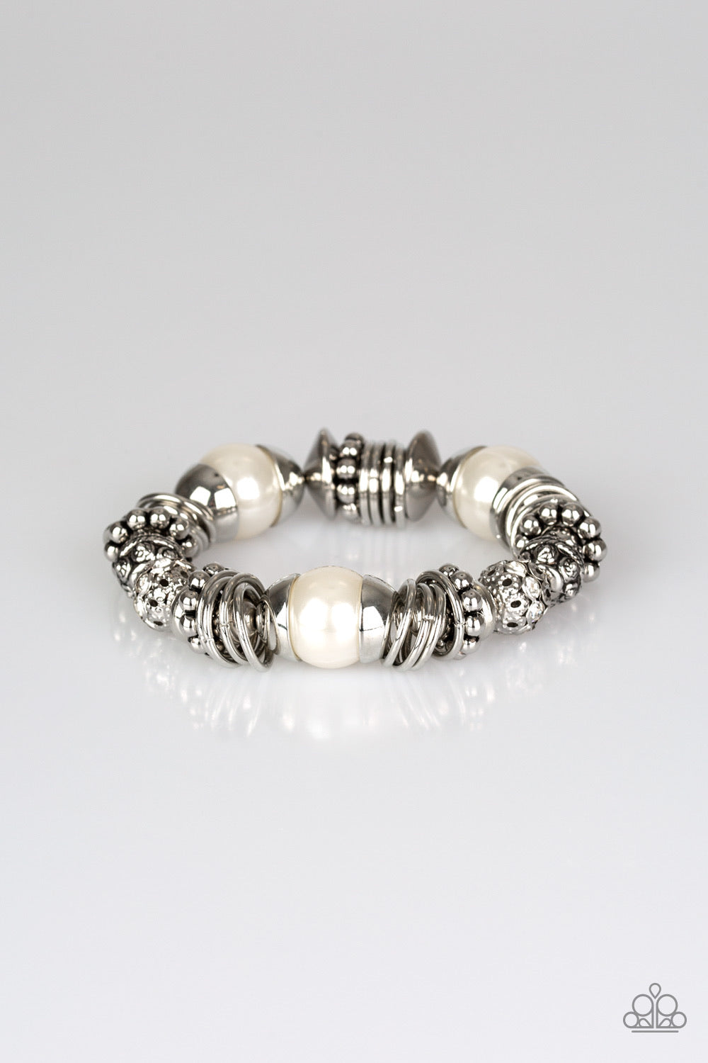 Paparazzi Accessories Uptown Tease - White