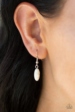 Load image into Gallery viewer, Paparazzi Accessories Prairie Goddess - White