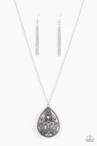 Paparazzi Accessories TEARDROP-Dead Gorgeous - Silver