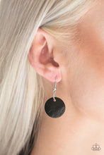 Load image into Gallery viewer, Paparazzi Accessories You Better BELIZE It! - Black