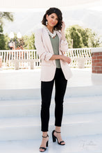 Load image into Gallery viewer, Paparazzi Accessories Regal